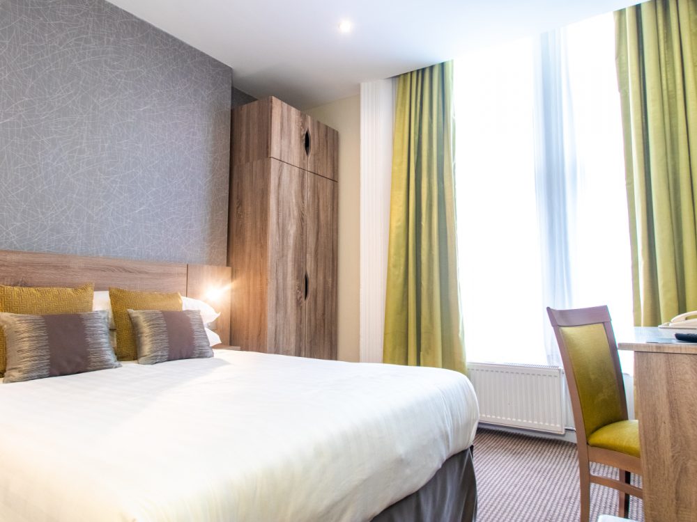 Phoenix Hotel Standard Double